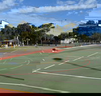 Cleve Sporting Facilities - Australian Destinations