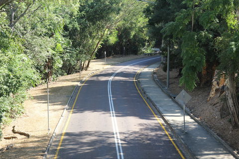 Hughes Avenue, Darwin - Australian Destinations 0