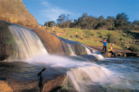 Perth Hills - Australian Destinations 0