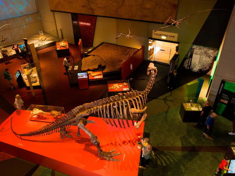 Queensland Museum - Australian Destinations 2