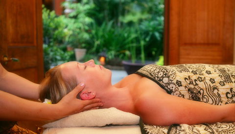 Ikatan Day Spa Noosa - Australian Destinations 0