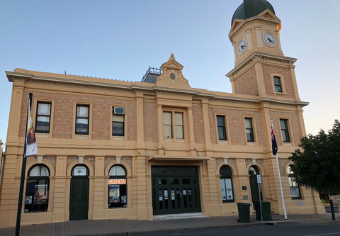 Moonta Gallery Of The Arts - Australian Destinations 2