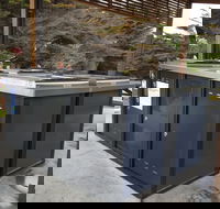 Whitemark Foreshore Picnic Area - Australian Destinations