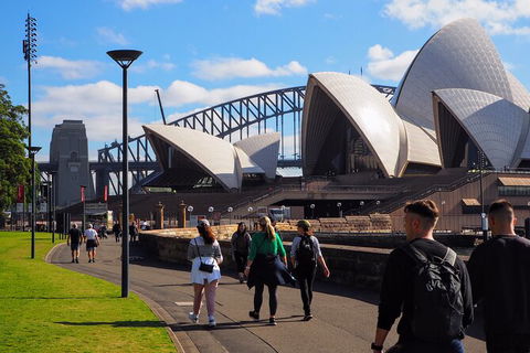 Quay People: Sydney Harbour Walking Tour With Coffee - Australian Destinations 3