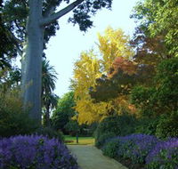 Albury Botanic Garden - Australian Destinations
