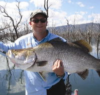 Peter Faust Dam - Australian Destinations