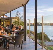 Lakes Resort Hotel - Australian Destinations