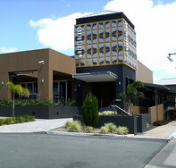 Hinterland Hotel - Australian Destinations
