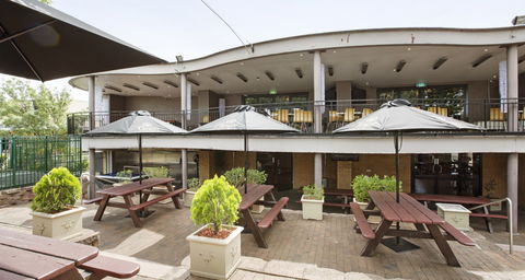 Castle Hill Tavern - Australian Destinations 1