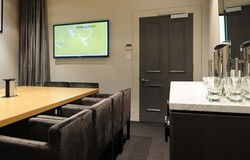 Stirling Hotel - Australian Destinations 0
