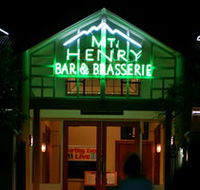 Mt Henry Tavern - Australian Destinations