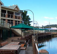 The Woodport Inn - Australian Destinations