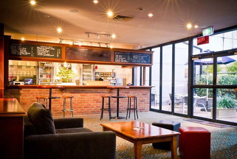 CBD Hotel Newcastle - Australian Destinations 0
