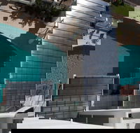 Waters Edge Apartments Cairns - Australian Destinations