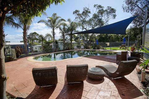 Amaroo Holiday Park - Australian Destinations 7