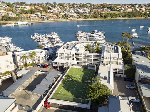 Pier 21 Apartment Hotel - Australian Destinations 6