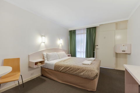 Alexander Motor Inn & Apartments - Australian Destinations 6