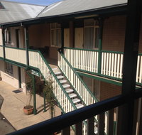 The 3 Explorers Motel - Australian Destinations