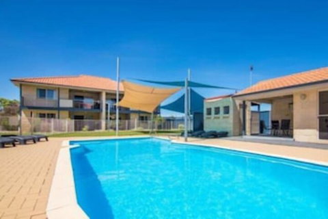 Cervantes Pinnacles Motel - Australian Destinations 3