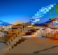 SureStay Hotel by Best Western Blue Diamond Motor Inn - Australian Destinations