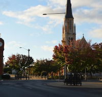 Wanderlight Motor Inn - Australian Destinations