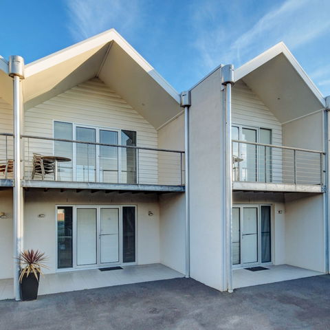 Ashmont Motor Inn & Apartments - Australian Destinations 3