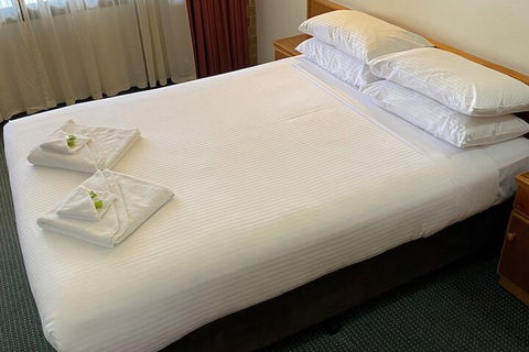 Aviators Lodge Motel - Australian Destinations 7