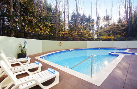 Crowne Plaza Canberra, An IHG Hotel - Australian Destinations 1