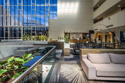 Crowne Plaza Canberra, An IHG Hotel - Australian Destinations 3