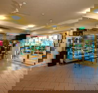 Cairns Queens Court - Australian Destinations