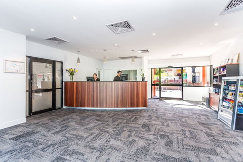 Country Comfort Perth - Australian Destinations 3