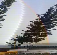 Coogee Sands Hotel and Apartments - Australian Destinations