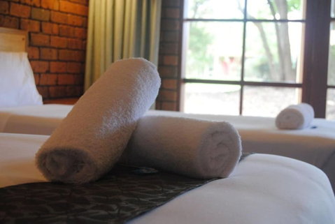Grange Burn Motel - Australian Destinations 6