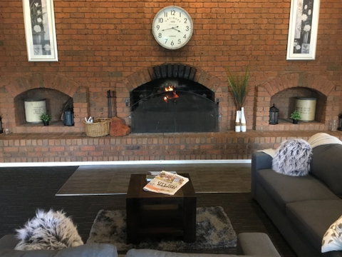 Grange Burn Motel - Australian Destinations 3