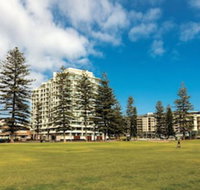 Oaks Glenelg Liberty Suites - Australian Destinations