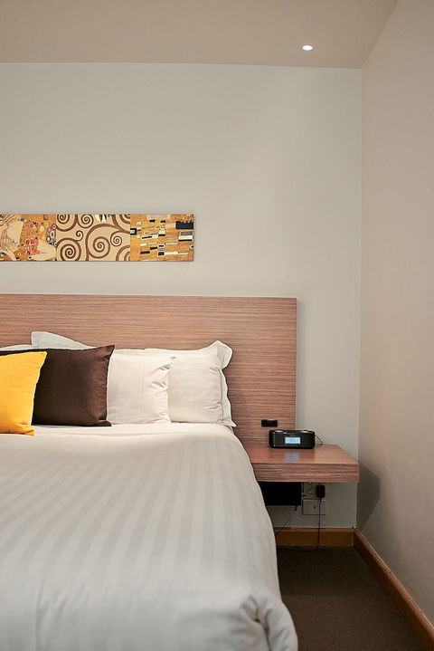 Salamanca Inn - Australian Destinations 5