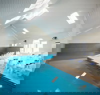 Deep Blue Hotel  Hot Springs