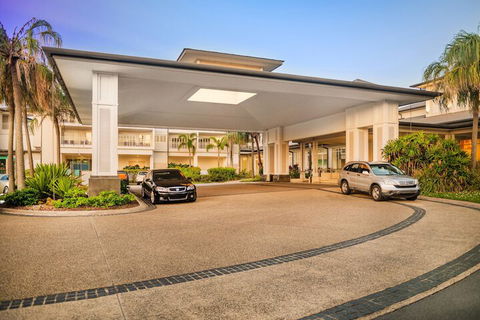 Mantra On Salt Beach - Australian Destinations 1