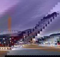 Travelodge Hotel Melbourne Docklands - Australian Destinations