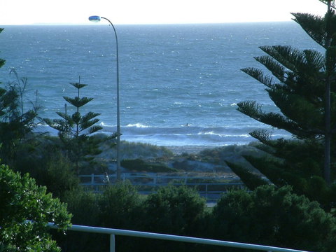 Scarborough & Absolutely Beachfront - Australian Destinations 3