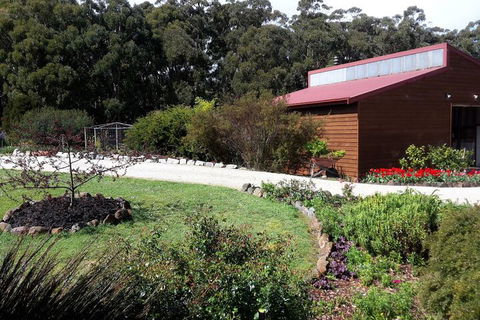 Eagles Roost Farmstay B & B - Australian Destinations 6