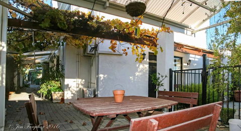 Aarn House B & B Airport Accommodation - Australian Destinations 6