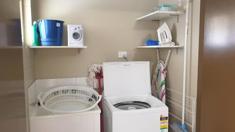 A City Retreat 2BR Apartment Reid Park Townsville - Australian Destinations 2