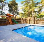 Beach House Apartments - Australian Destinations