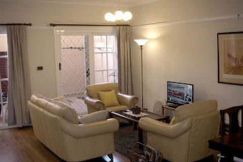 Newcastle Terraces & Apartments NBC Apartments - Australian Destinations 1
