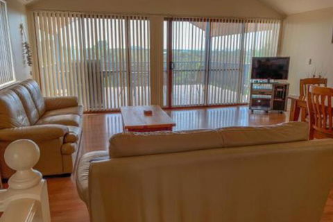 The Curly Seahorse - Australian Destinations 5