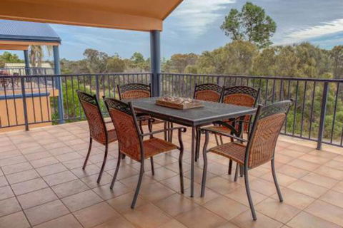 The Curly Seahorse - Australian Destinations 7