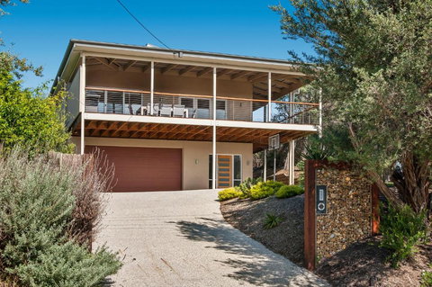 Carramar Views - Australian Destinations 5