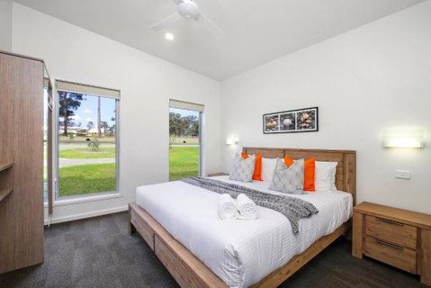 Ironbark Villa 3 - Australian Destinations 5