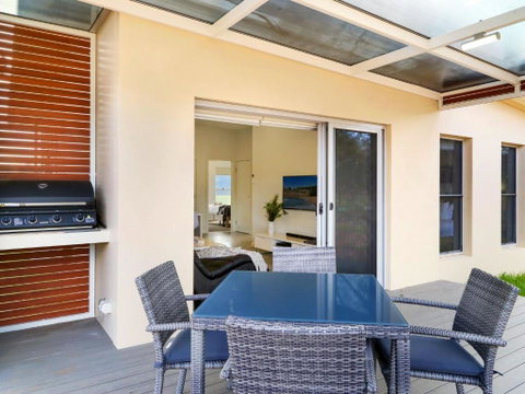 Ironbark Villa 3 - Australian Destinations 4